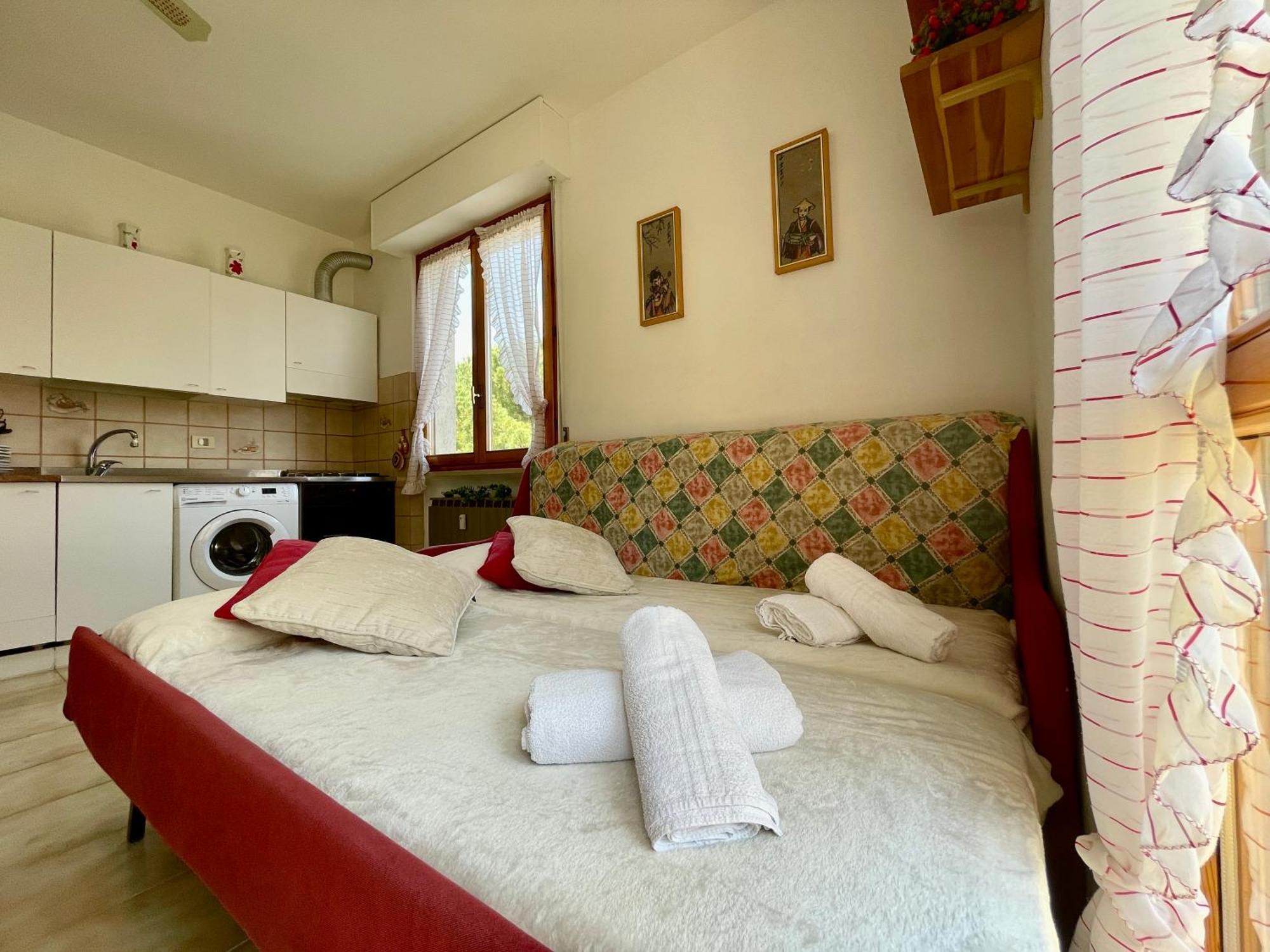 2 Locali A 600 Mt Dal Mare - Free Parking Apartment Ceriale Exterior photo