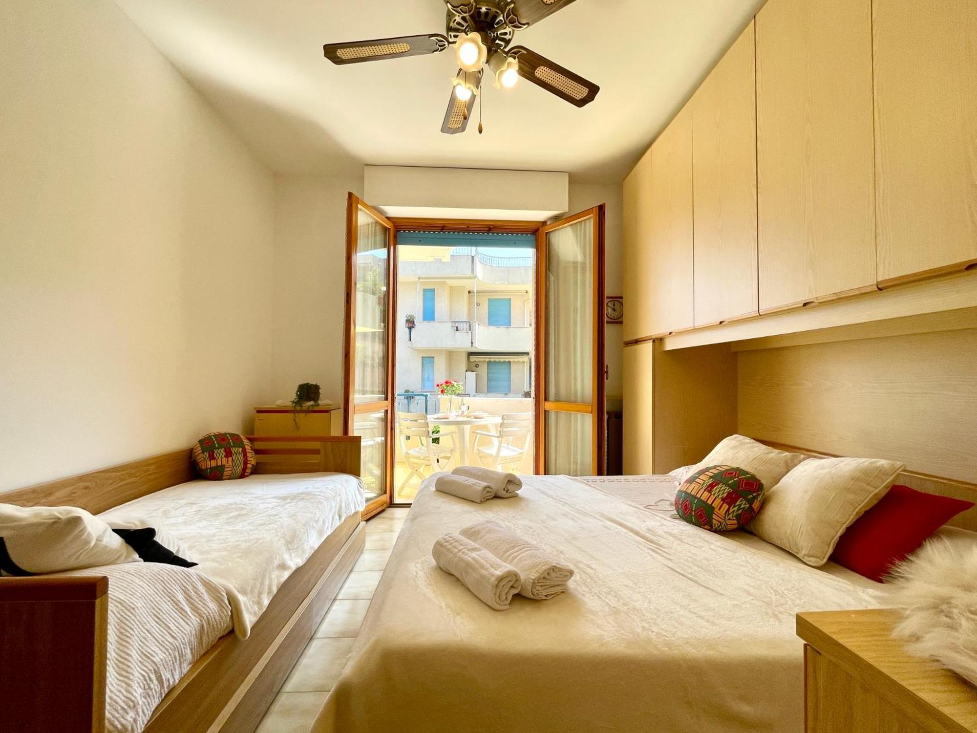 2 Locali A 600 Mt Dal Mare - Free Parking Apartment Ceriale Exterior photo