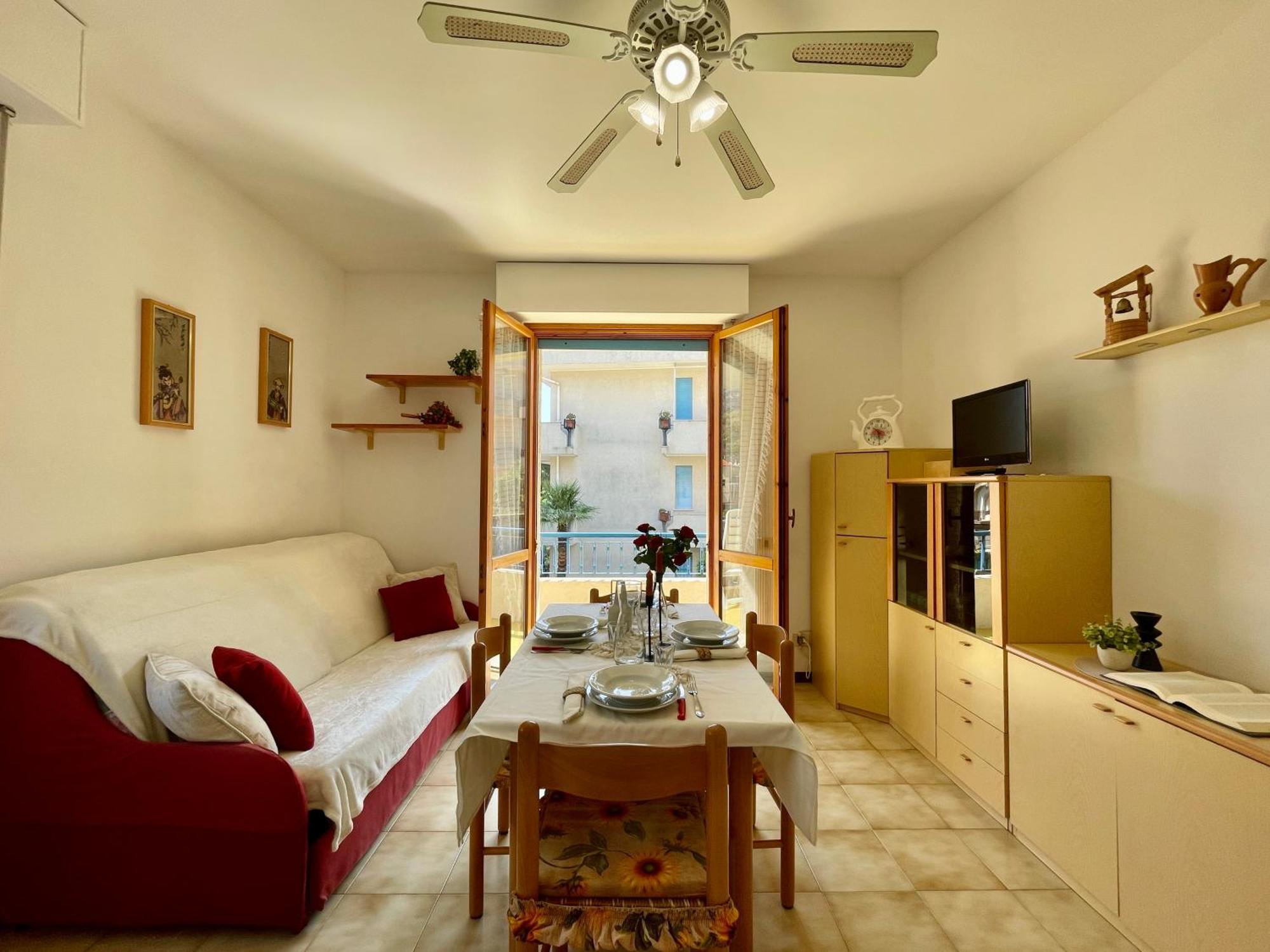 2 Locali A 600 Mt Dal Mare - Free Parking Apartment Ceriale Exterior photo